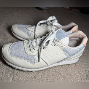 New Balance 696 Grey Suede Shoes size 7